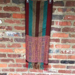 Collection Eighteen Reversible Pashmina